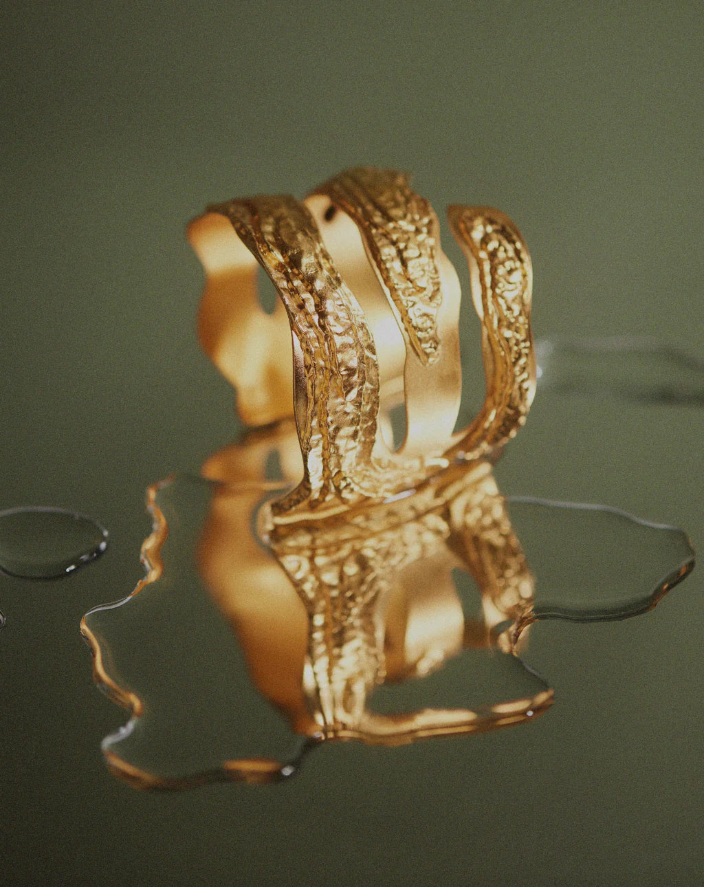 Shoreline Cuff