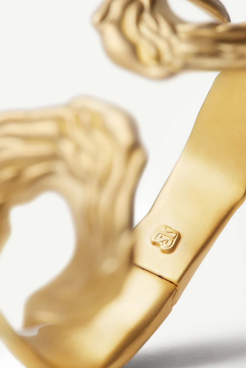 Janus Cuff