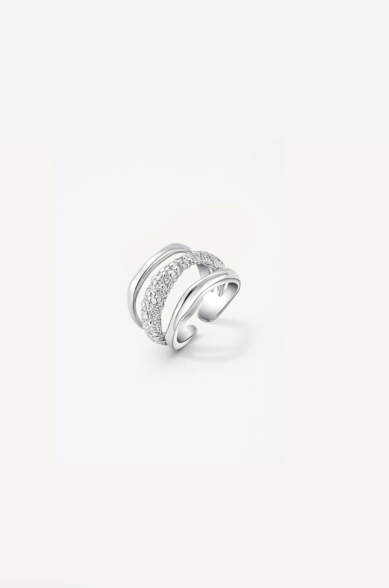 Cassandra Ring
